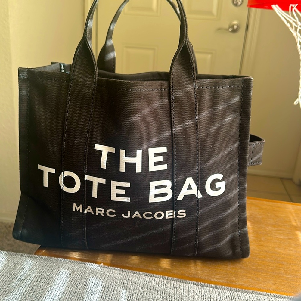Marc Jacobs medium tote